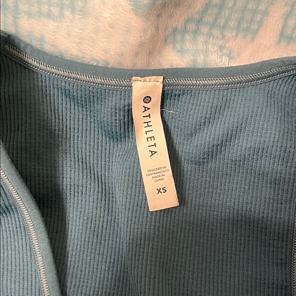 Athleta Blue Ribbed Top - Picture 2 of 4